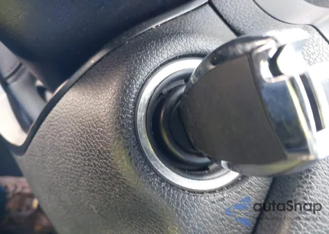 2010 Mercedes-Benz C 300 Luxury/Sport из США, поврежденный, VIN WDDGF5EB6AF431094